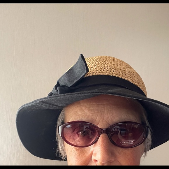 New without tags Coach sunglasses - Picture 5 of 7